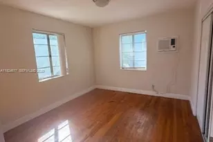 127 Phoenetia Ave, Coral Gables, FL 33134 - Photo 7