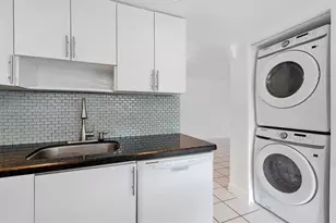 8450 SW 154th Cir Ct, Miami, FL 33193 - Photo 29