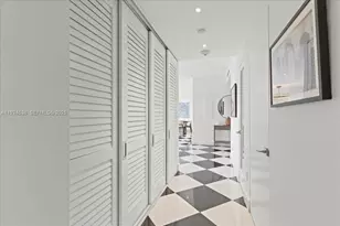 1800 NE 114th St, Miami, FL 33181 - Photo 13