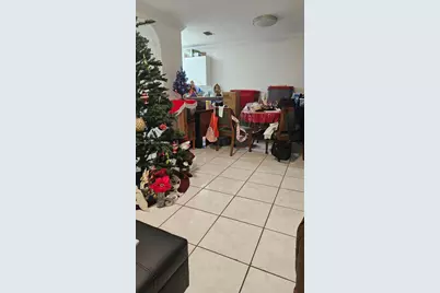 1471 W 43rd Pl #302, Hialeah, FL 33012 - Photo 5