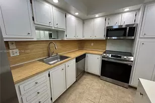 1100 St Charles Pl, Pembroke Pines, FL 33026 - Photo 1