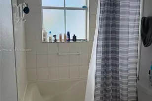 8148 NW 108th Ct, Doral, FL 33178 - Photo 13