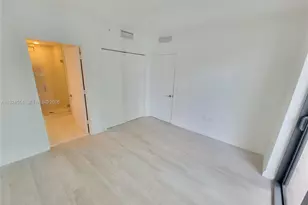 55 SW 9th St, Miami, FL 33130 - Photo 11