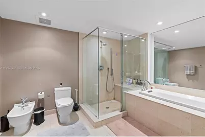 495 Brickell Ave #501, Miami, FL 33131 - Photo 19