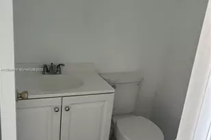 7735 NW 79th Ave, Tamarac, FL 33321 - Photo 17