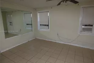 408 NW 97th St, Miami, FL 33150 - Photo 3