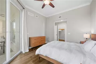 2738 Tiburon, Naples, FL 34109 - Photo 13