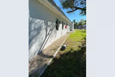 4023 SW 19th St #A, West Park, FL 33023 - Photo 5