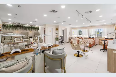 2710 SW 87th Ave, Miami, FL 33165 - Photo 9