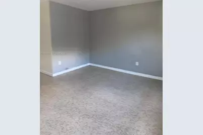 1940 NE 167th St #3, North Miami Beach, FL 33162 - Photo 3