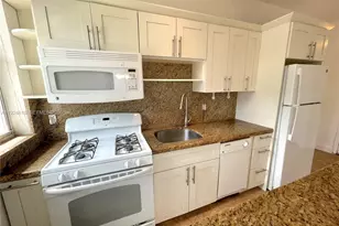1030 Jefferson Ave, Miami Beach, FL 33139 - Photo 7