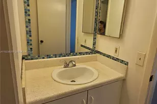 1002 Adams Ave, Homestead, FL 33034 - Photo 9