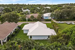 9155 SE Athena St, Hobe Sound, FL 33455 - Photo 19