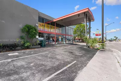 1500 E Commercial Blvd, Oakland Park, FL 33334 - Photo 37