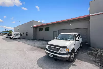 1500 E Commercial Blvd, Oakland Park, FL 33334 - Photo 43