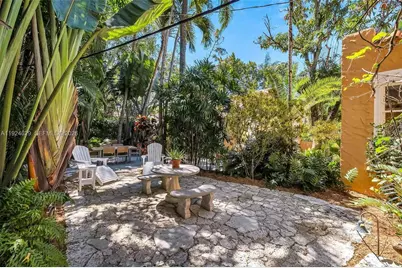 136 NE 101st St, Miami Shores, FL 33138 - Photo 9