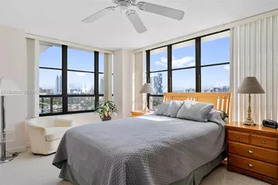 500 Three Islands Blvd #917, Hallandale Beach, FL 33009 - Photo 33