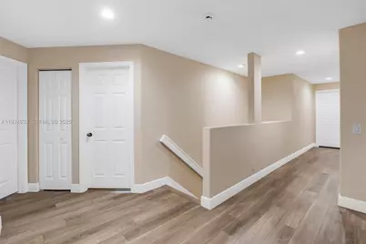 3835 Crestwood Cir, Weston, FL 33331 - Photo 23