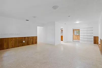 11550 SW 108th Ct, Miami, FL 33176 - Photo 3