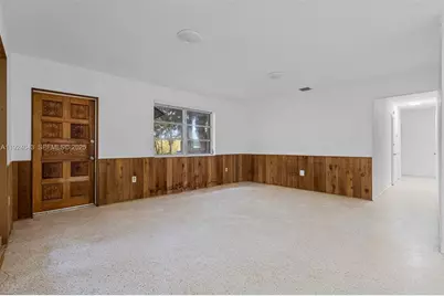 11550 SW 108th Ct, Miami, FL 33176 - Photo 11