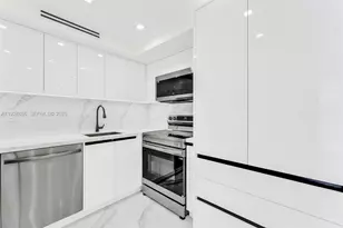 251 174th St, Sunny Isles Beach, FL 33160 - Photo 3