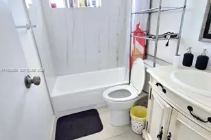 10375 N Kendall Dr, Miami, FL 33176 - Photo 15