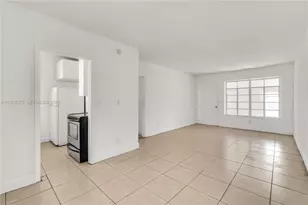 7525 NE Miami Ct, Miami, FL 33138 - Photo 17