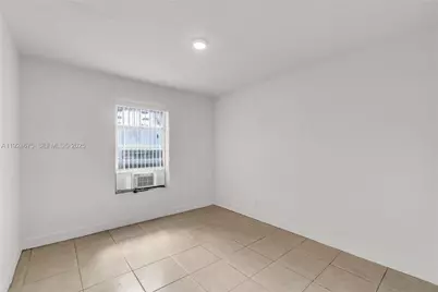 7525 NE Miami Ct, Miami, FL 33138 - Photo 19