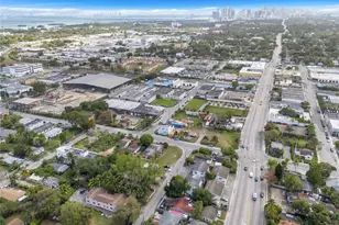 7525 NE Miami Ct, Miami, FL 33138 - Photo 7