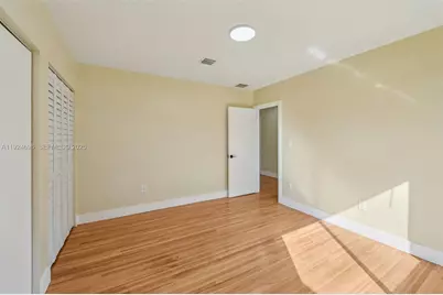 140 NE 161st St, Miami, FL 33162 - Photo 27