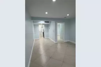 7921 Abbott Ave #5, Miami Beach, FL 33141 - Photo 15