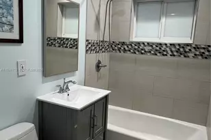 7921 Abbott Ave, Miami Beach, FL 33141 - Photo 17