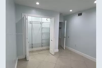 7921 Abbott Ave #5, Miami Beach, FL 33141 - Photo 21