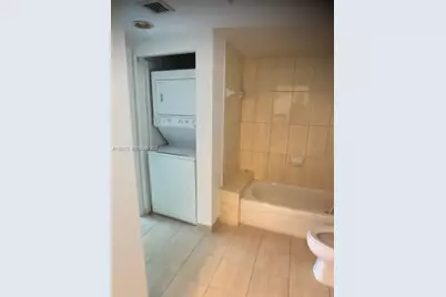 1750 N Bayshore Dr #5105, Miami, FL 33132 - Photo 11