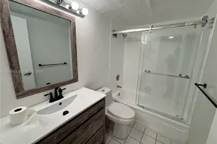 1650 NE 115th St, Miami, FL 33181 - Photo 3