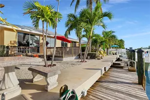 461 & 471 3rd St, Key Colony, FL 33051 - Photo 35