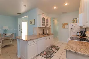 461 & 471 3rd St, Key Colony, FL 33051 - Photo 45