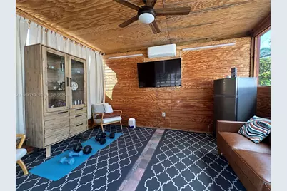 3718 NW 12th St, Miami, FL 33126 - Photo 15