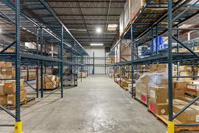 1041 E 24th St, Hialeah, FL 33013 - Photo 3