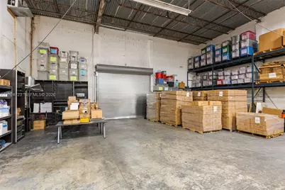 1041 E 24th St, Hialeah, FL 33013 - Photo 9