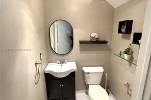 6965 NW 173rd Dr, Hialeah, FL 33015 - Photo 9