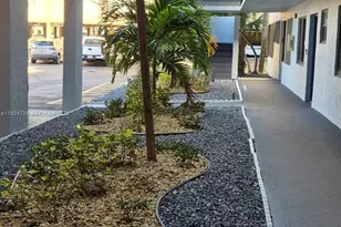 8020 Hampton Blvd, North Lauderdale, FL 33068 - Photo 3