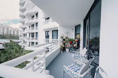 3300 NE 192nd St #515, Aventura, FL 33180 - Photo 9