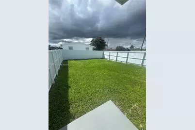 18350 SW 105th Ave #1, Miami, FL 33157 - Photo 17