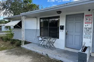 521 SW 9th St, Hallandale Beach, FL 33009 - Photo 1