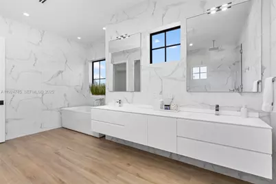 895 NE 76th St, Miami, FL 33138 - Photo 55