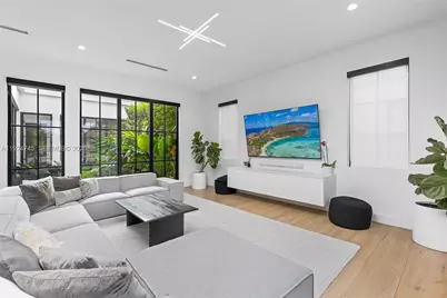 895 NE 76th St, Miami, FL 33138 - Photo 49