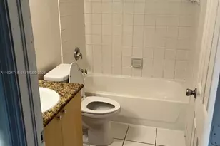 2891 NE 185th St, Aventura, FL 33180 - Photo 27