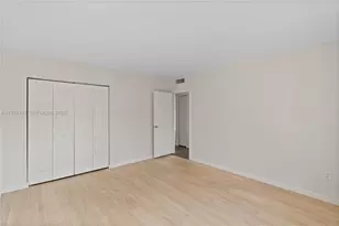 9972 SW 88th St, Miami, FL 33176 - Photo 15