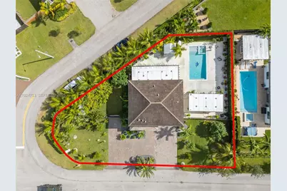 19815 SW 132nd Ct, Miami, FL 33177 - Photo 47